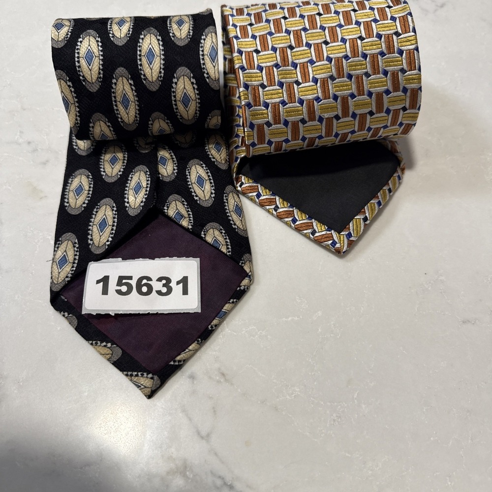 JOS A BANK  Lot Of 2 Mens 100% SILK NECK TIE 58"X4.75 - Picture 7 of 7